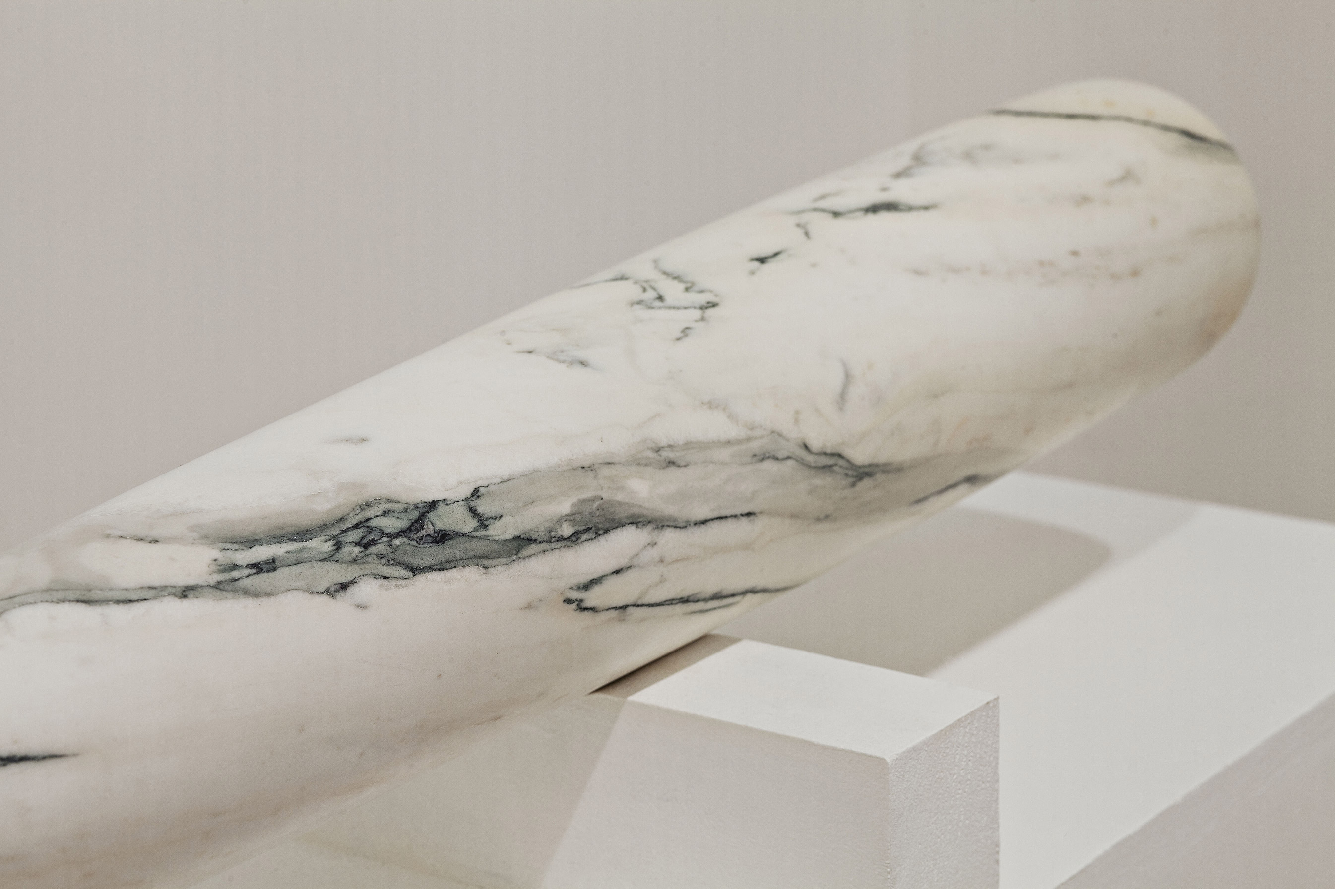 baseball bat marble sculpture fabio viale modern art marmo mazza scultura